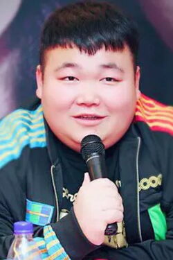 Helong Wang