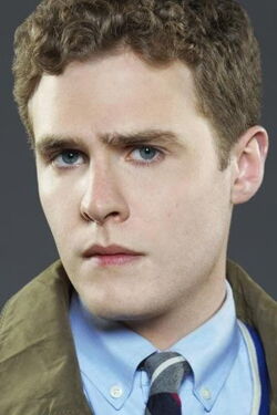 Iain De Caestecker
