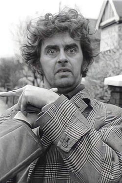 Ian MacNaughton