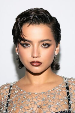 Isabela Merced