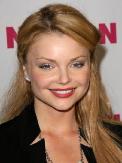 Izabella Miko