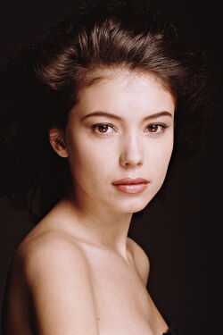 Jane March