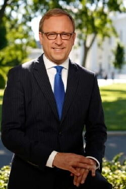 Jonathan Karl