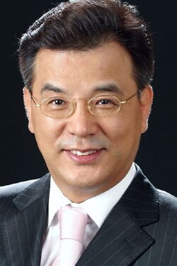Kang Seok-woo