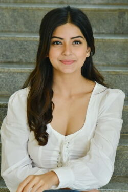 Kashmira Pardesi