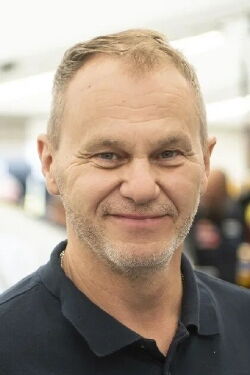 Kenneth Hansen