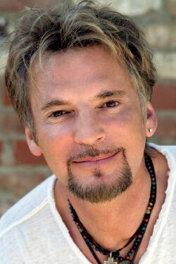 Kenny Loggins