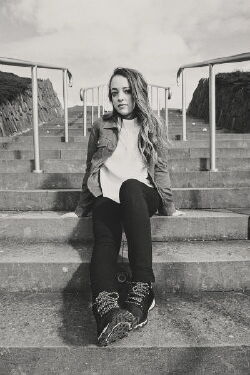 Kirstie Steele
