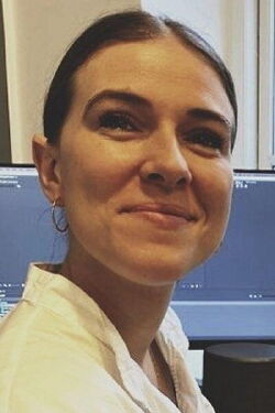 Laura Angelou