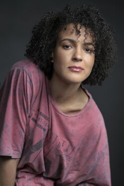 Leah Doz