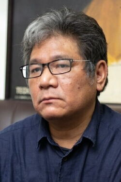 Lee Yung-Feng