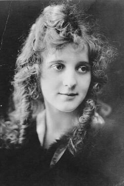 Louise Huff
