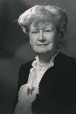 Lucile Watson