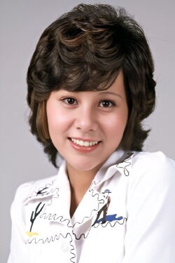 Mari Amachi