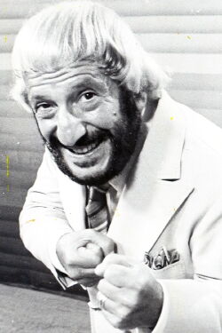 Martín Karadagián