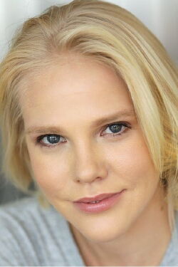 Mia Hjelte