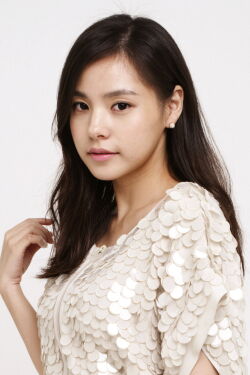 Min Hyo-rin