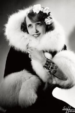 Mistinguett