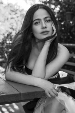 Molly Gordon