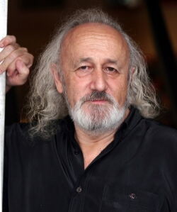 Montxo Armendáriz