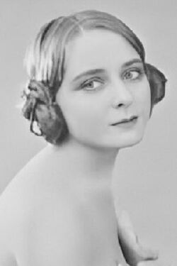 Nellie Savage