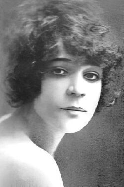 Nina Speight