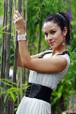 Nisha Dir