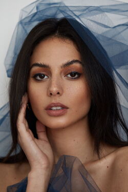 Pardis Saremi