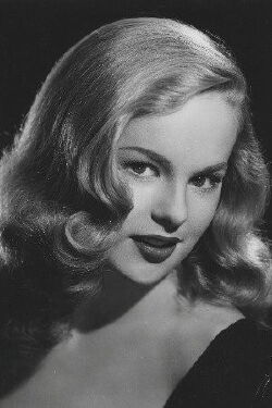 Peggy Cummins