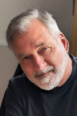 Peter Manoogian
