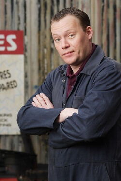 Ricky Groves