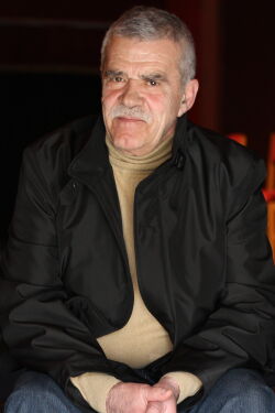 Robert Ndrenika