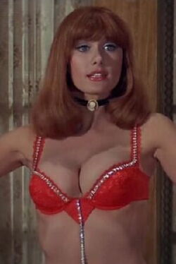 Robyn Hilton