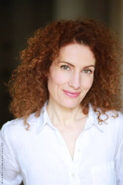 Rosemarie La Vaullée