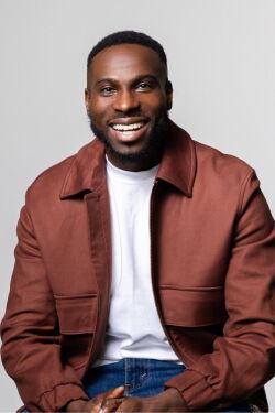 Segun Akinwoleola