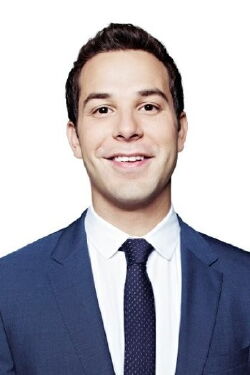 Skylar Astin