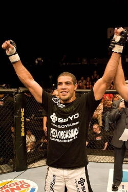Thales Leites