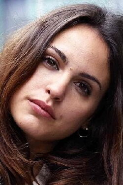 Verónica Echegui