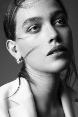 Victoria Pedretti