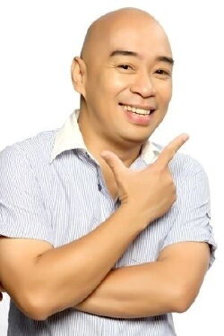 Wally Bayola