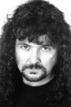 Wally Wingert