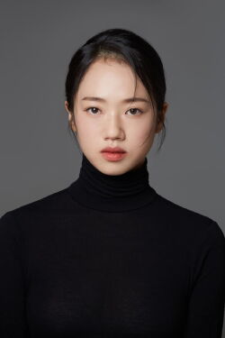 Yoon-Geum Seon-ah