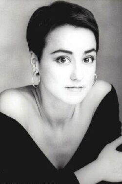 Yvonne Suhor