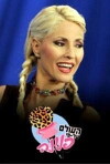 Haolam Al Pi Pnina (2004)