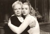 La muerte camina en la lluvia (1948)