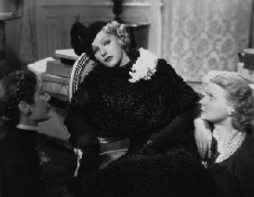 Dressed to Thrill (1935) - Stream Online