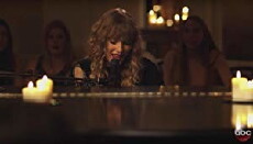 Taylor Swift - New Year's Day Fan Performance (2017) - Stream Online