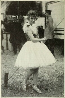 Polly of the Circus (1917) - Stream Online
