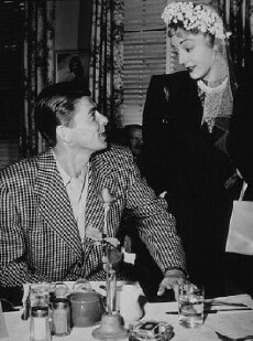 John Loves Mary (1949) - Stream Online