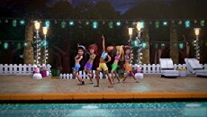 Friends: Stephanie's Surprise Party (2013) - Stream Online